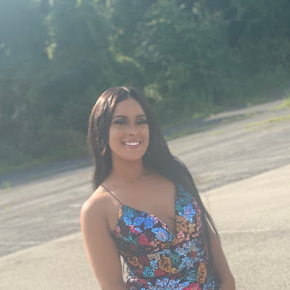 Meet your Posher, Marissa